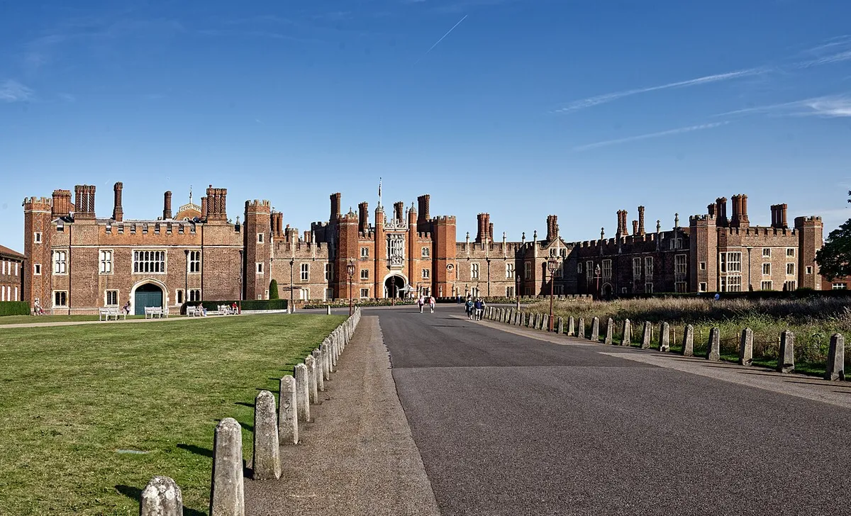 Hampton Court Palace & Gardens